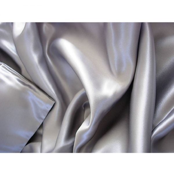 Sølvfarget sengesett i silke og bomullsblanding